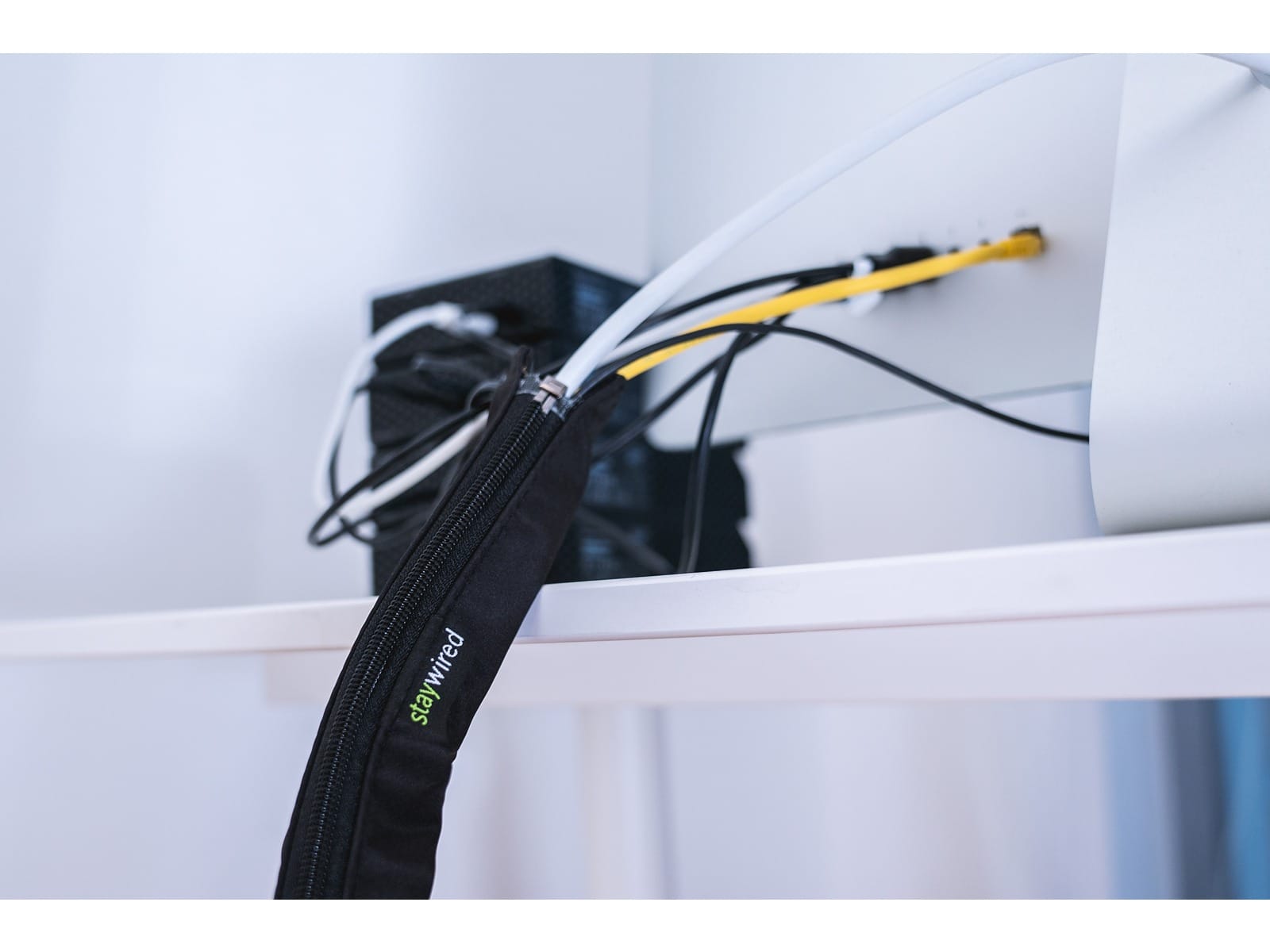 StayWired Pro Flex Kabelmantel schwarz